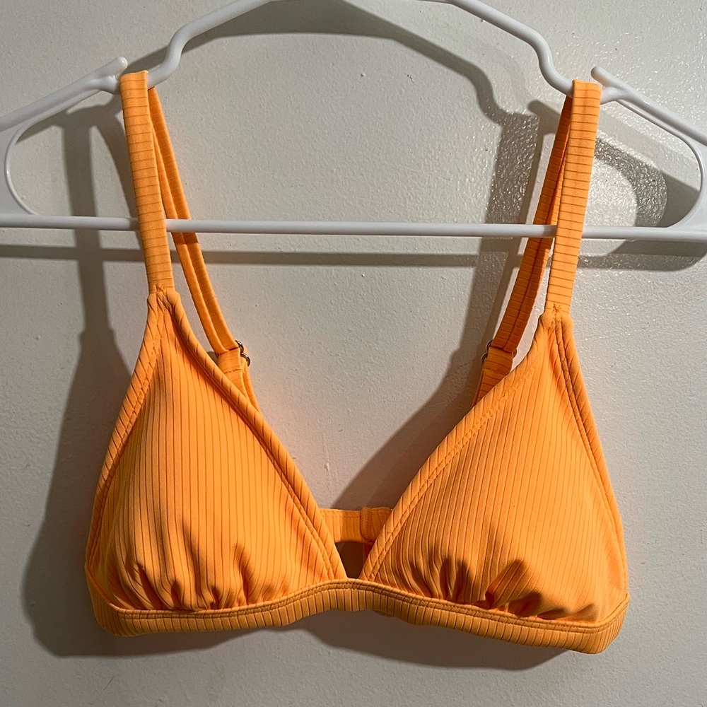 Bikini top